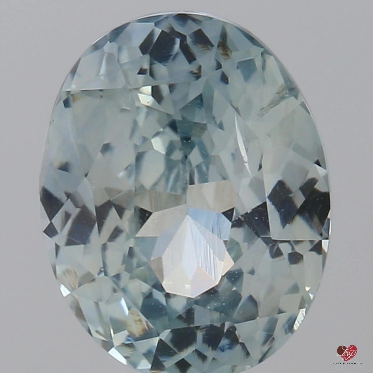 4.49cts Oval Light Icy Silver Grey Ashy Blue Sapphire