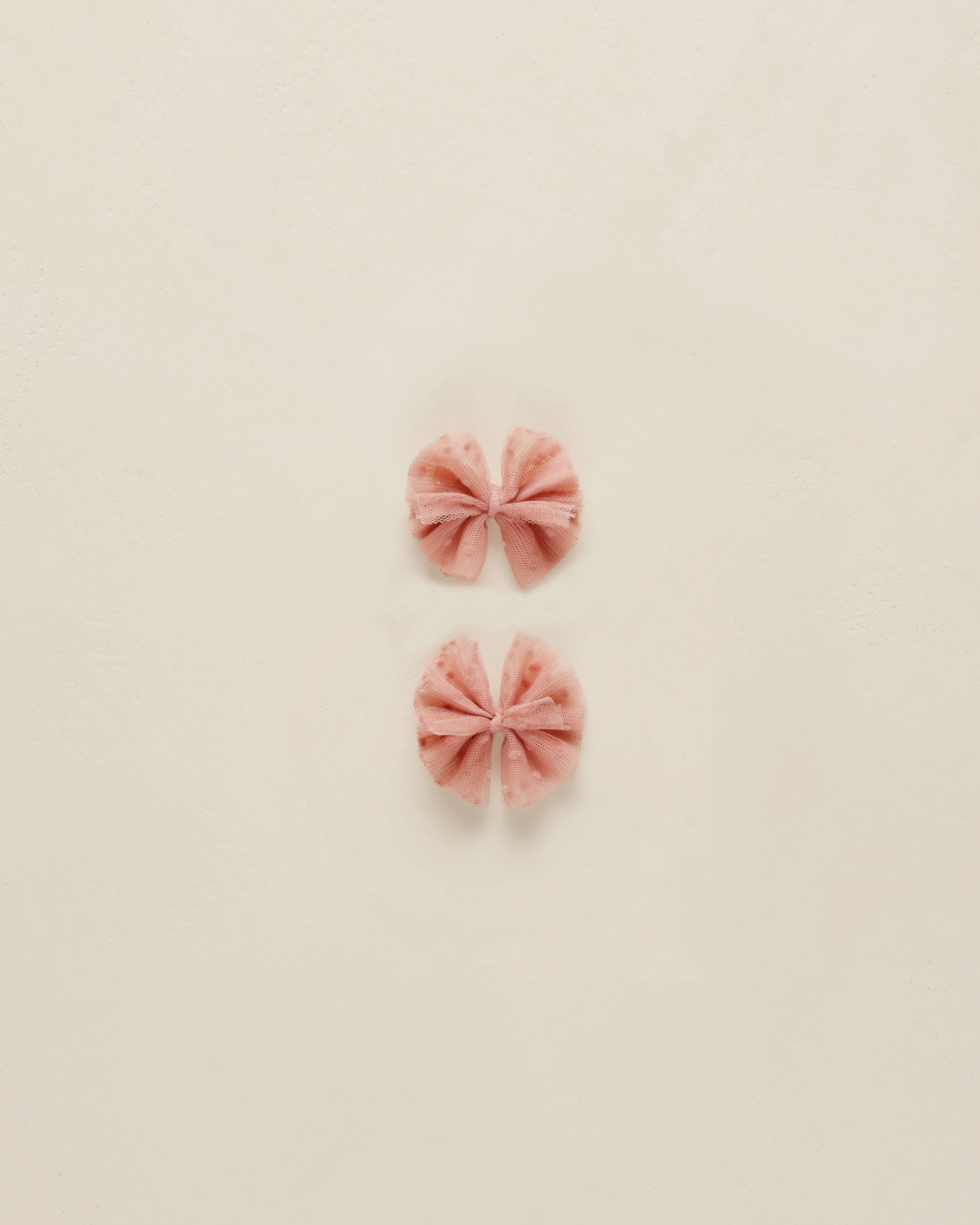 Flutter Tulle Clips || Lipstick