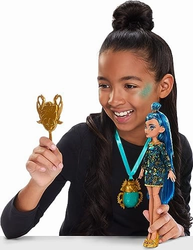 Monster High Doll & Accessories, Cleo De Nile Golden Glam Case Beauty Kit with Tattoos, Stickers & Necklace for Kids