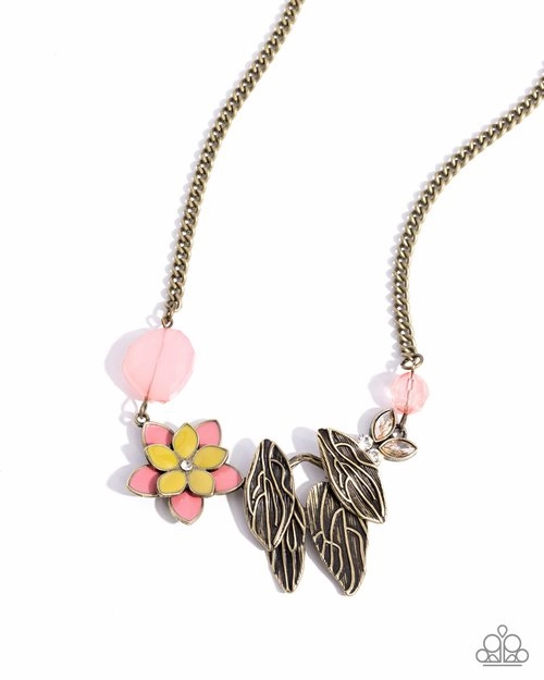 Paparazzi Necklace ~ Standing Shimmer