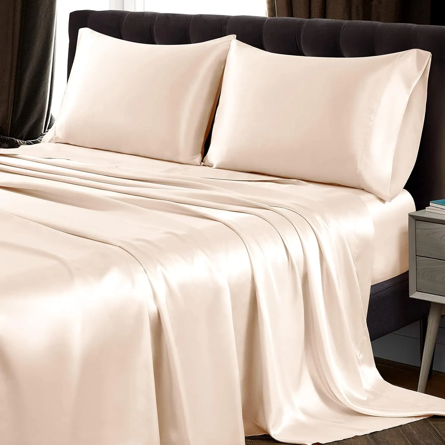 SiinvdaBZX 4Pcs Satin Sheet Set Queen Size Ultra Silky Soft Blush Satin Queen Bed Sheets with Deep Pocket, 1 Fitted Sheet, 1 Flat Sheet, 2 Envelope Closure Pillowcases