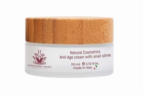 Snail Mucin Moisturizer – Advanced anti-aging, deep hydrating cream for face and neck. Combats wrinkles, repairs acne spots, and provides essential moisture. Made in Italy