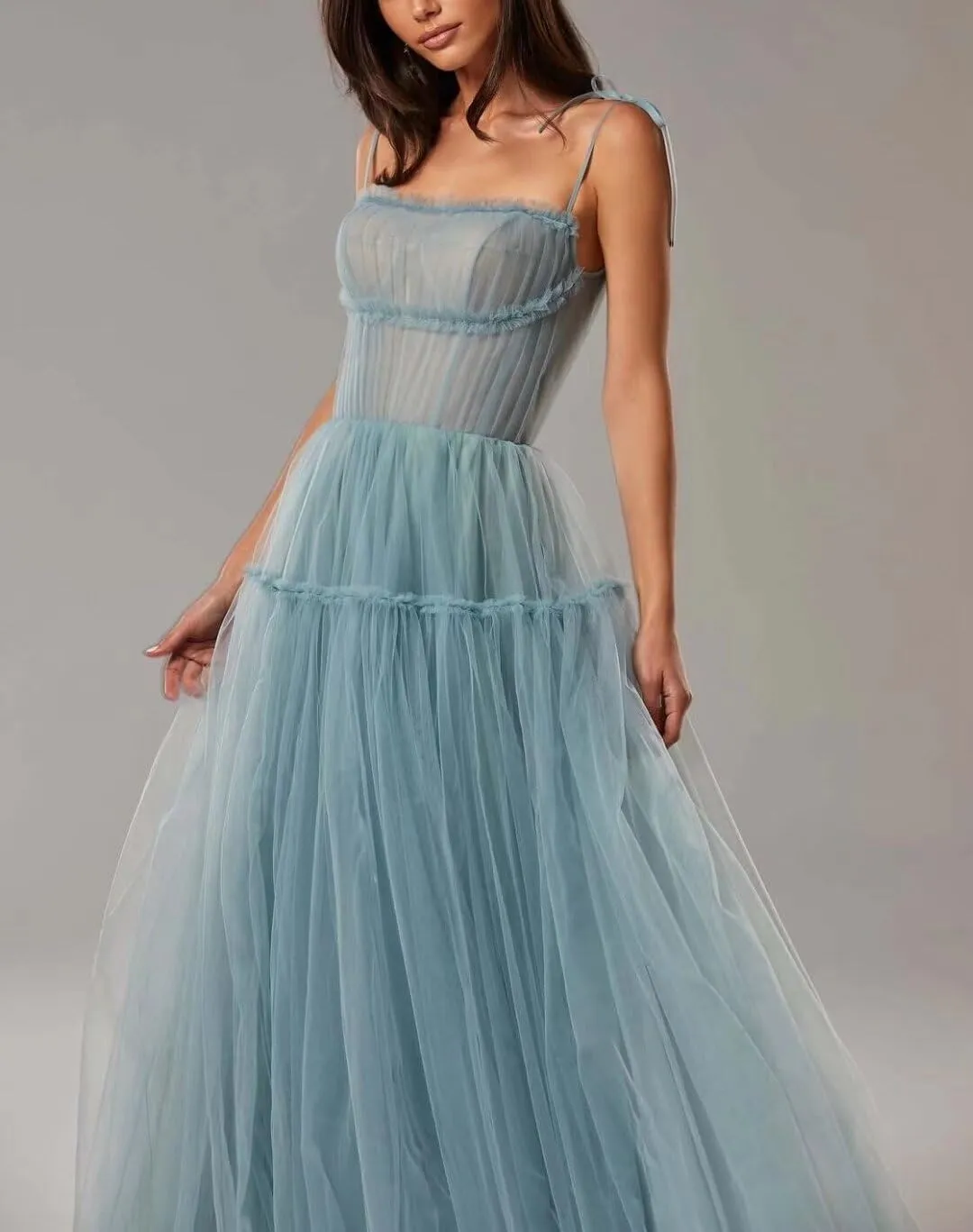 Spaghetti Straps Prom Dresses Tulle Long Formal Evening Party Gowns for Women Backless Bridesmaid Dress A-Line