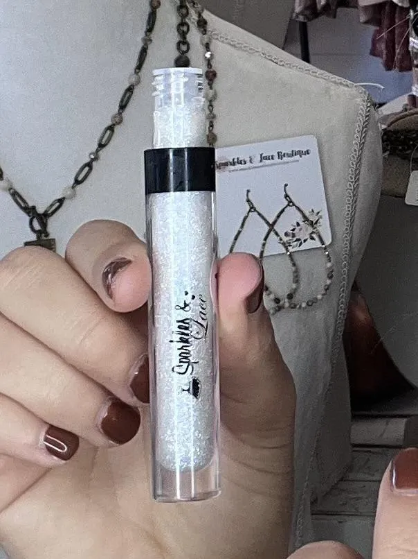 Sparkles & Lace Beauty - Ultra Glitter Lip Gloss