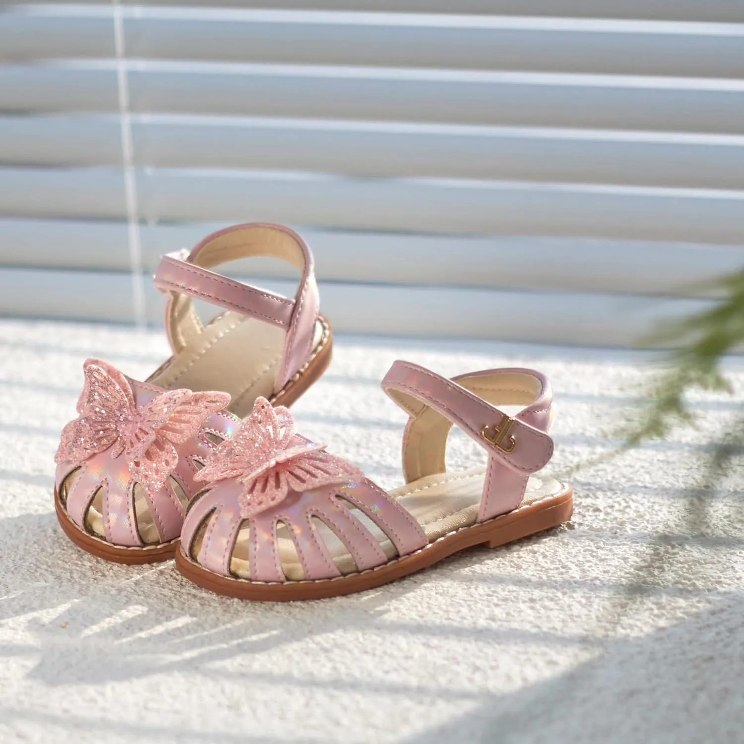 THEE BRON Princess Toddler Close Toe Sandals | Retro Lace-Up Design | Breathable Girls Shoes 3-12 Years